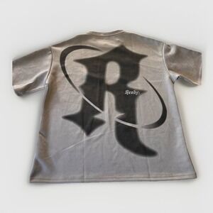 4/$25 Manfinity Men's Shirt Size Medium Gray Soft Stretch Short Sleeve Graphic